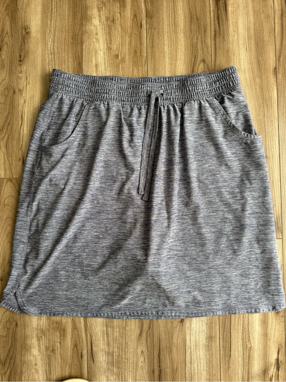 Duluth Women's Armachillo Cooling Knit
Skort Item 60554 size Large Blue Heather